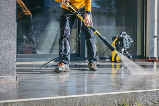 Best Deck Pressure Washing  in Richmond, MI